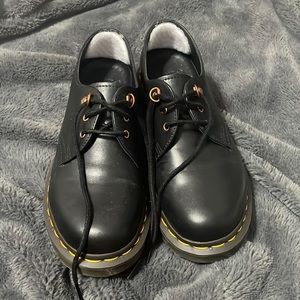 Dr. Martens Oxford